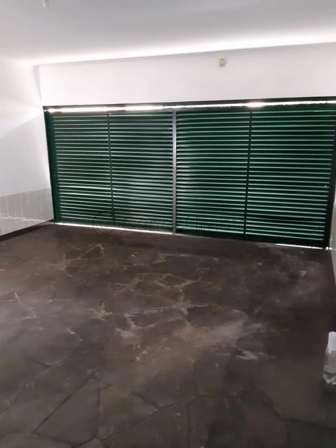 Comercial / Ponto Comercial em Ribeirão Preto , Comprar por R$750.000,00