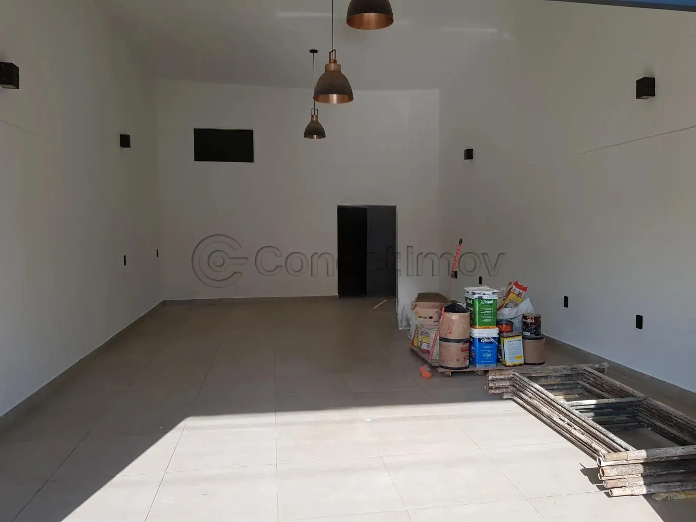 Comercial / Padrão em Ribeirão Preto Alugar por R$2.500,00