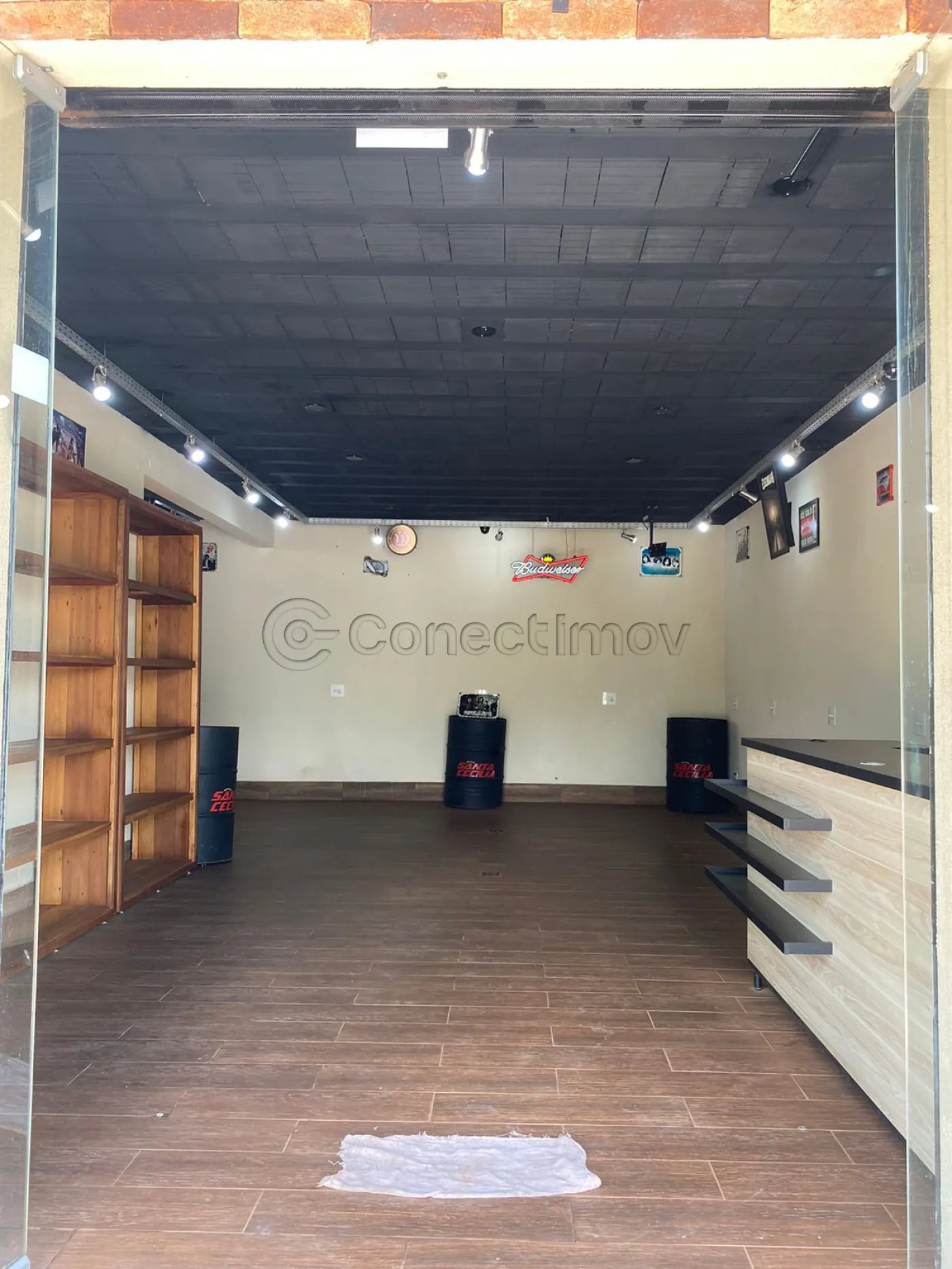 Comercial / Ponto Comercial em Ribeirão Preto Alugar por R$3.000,00