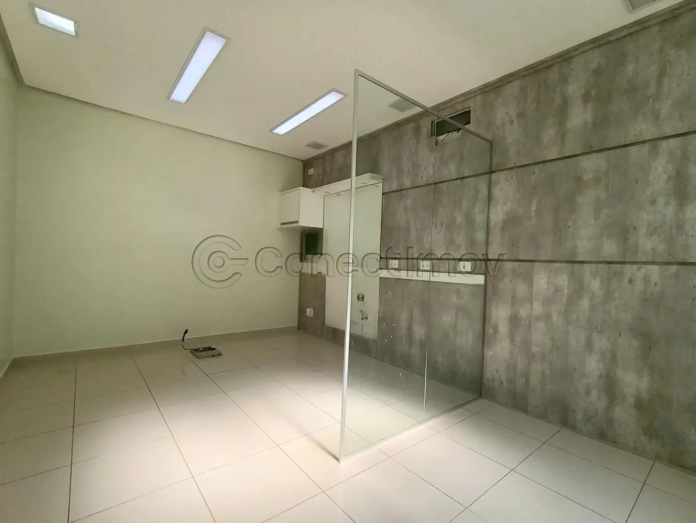 Comercial / Sala sem Condomínio em Ribeirão Preto Alugar por R$2.500,00