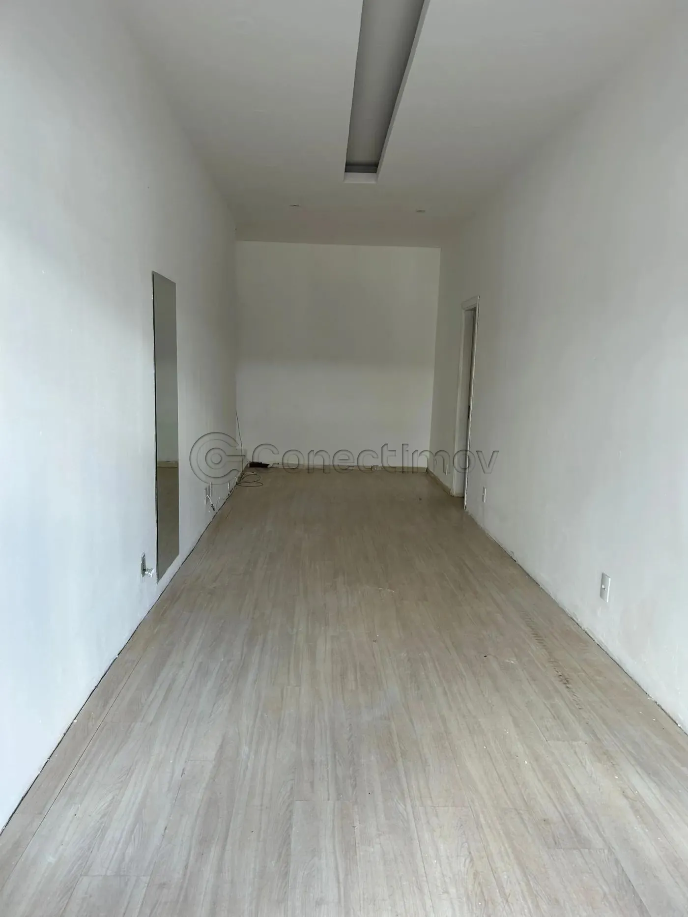Comercial / Salão sem Condomínio em Ribeirão Preto Alugar por R$3.800,00