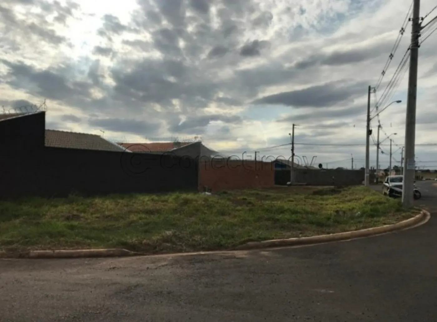 Terreno / Padrão em Ribeirão Preto Alugar por R$3.000,00