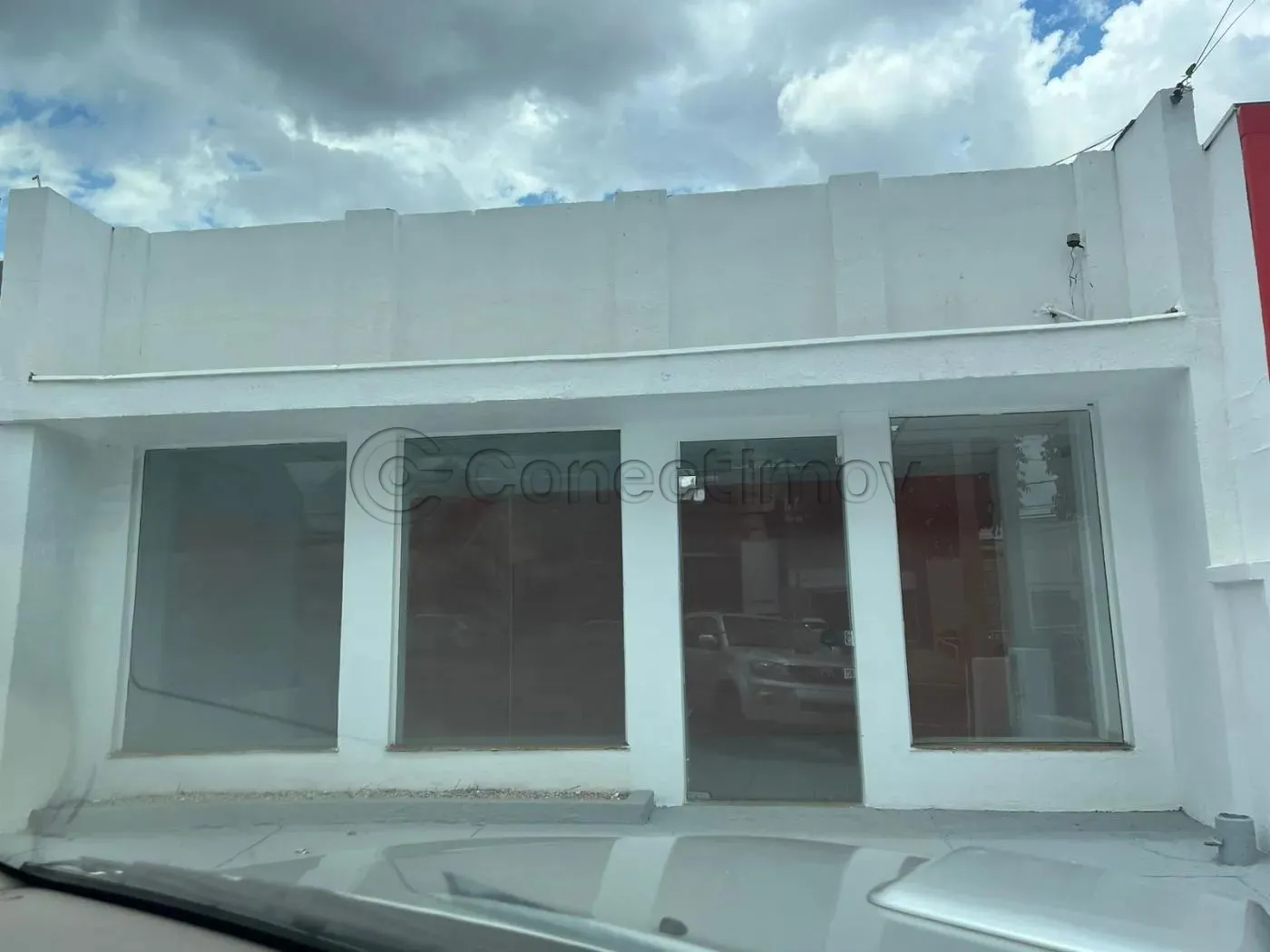 Comercial / Salão sem Condomínio em Ribeirão Preto Alugar por R$4.800,00