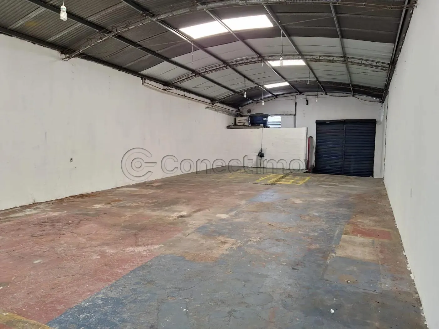 Comercial / Galpão em Ribeirão Preto Alugar por R$3.800,00