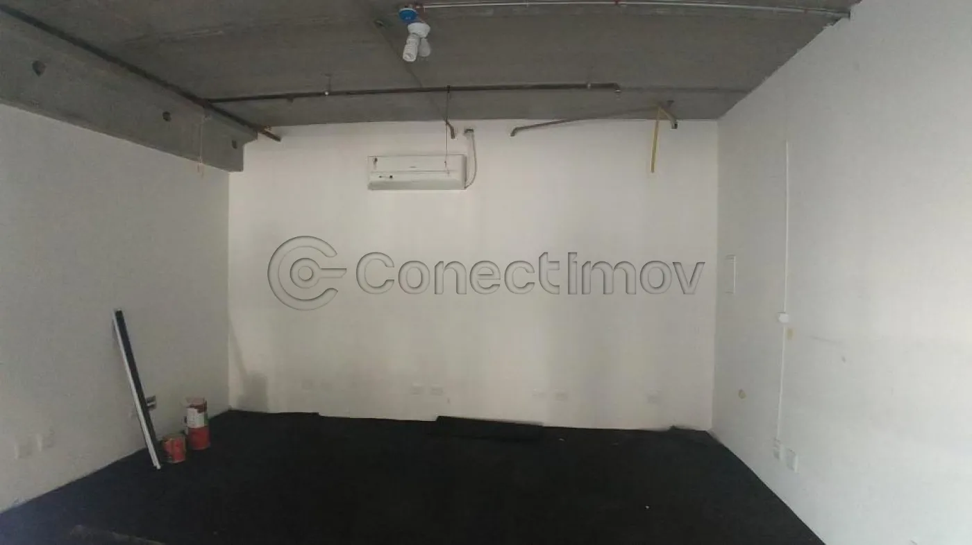 Comercial / Sala / Salão com Condomínio em Ribeirão Preto Alugar por R$4.500,00