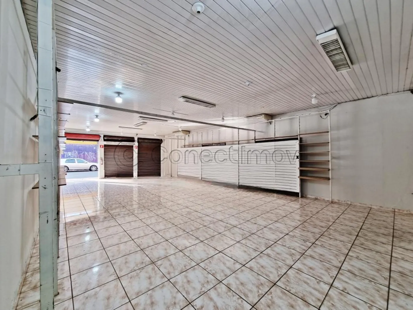 Comercial / Salão sem Condomínio em Ribeirão Preto Alugar por R$6.000,00