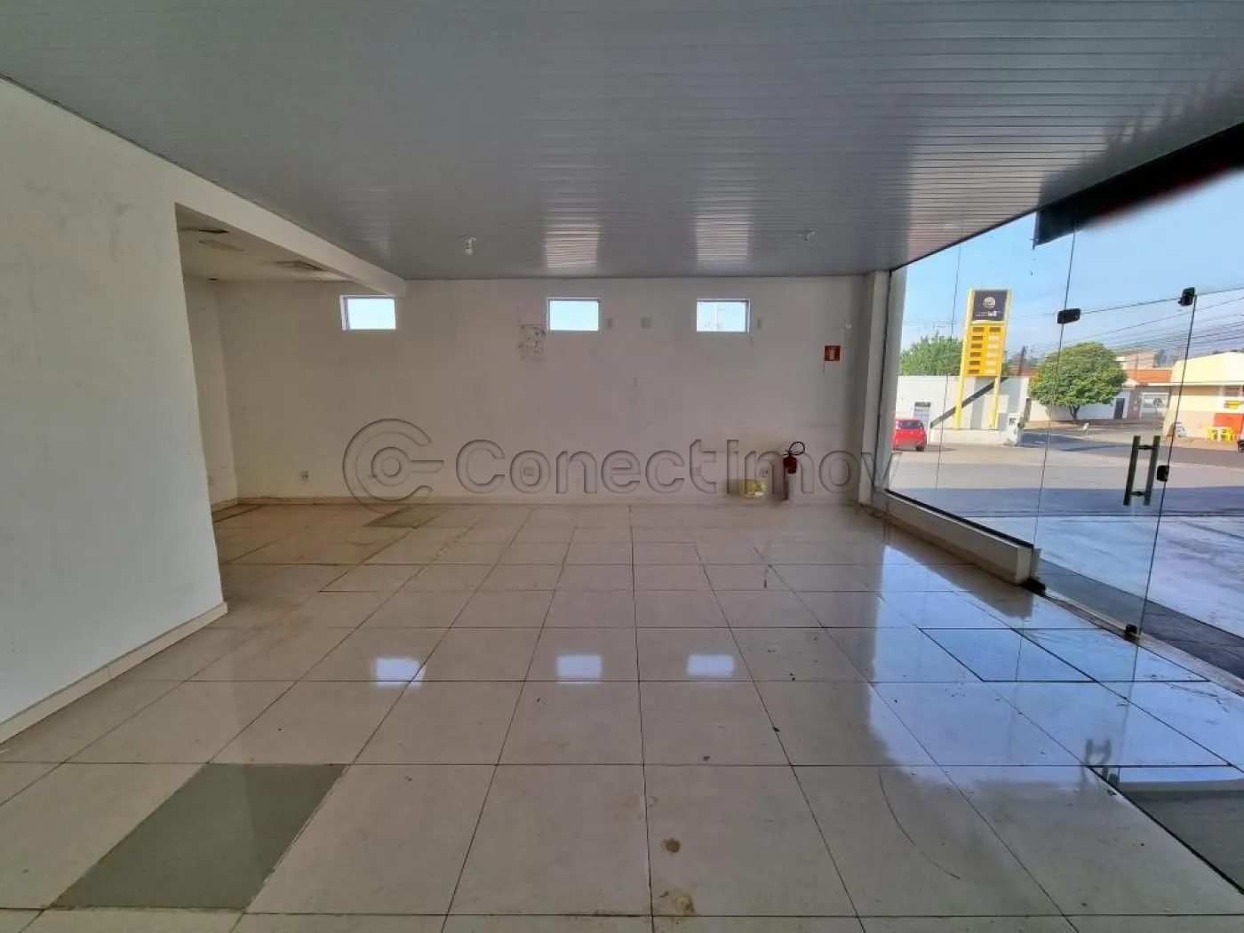 Comercial / Salão sem Condomínio em Ribeirão Preto Alugar por R$3.500,00