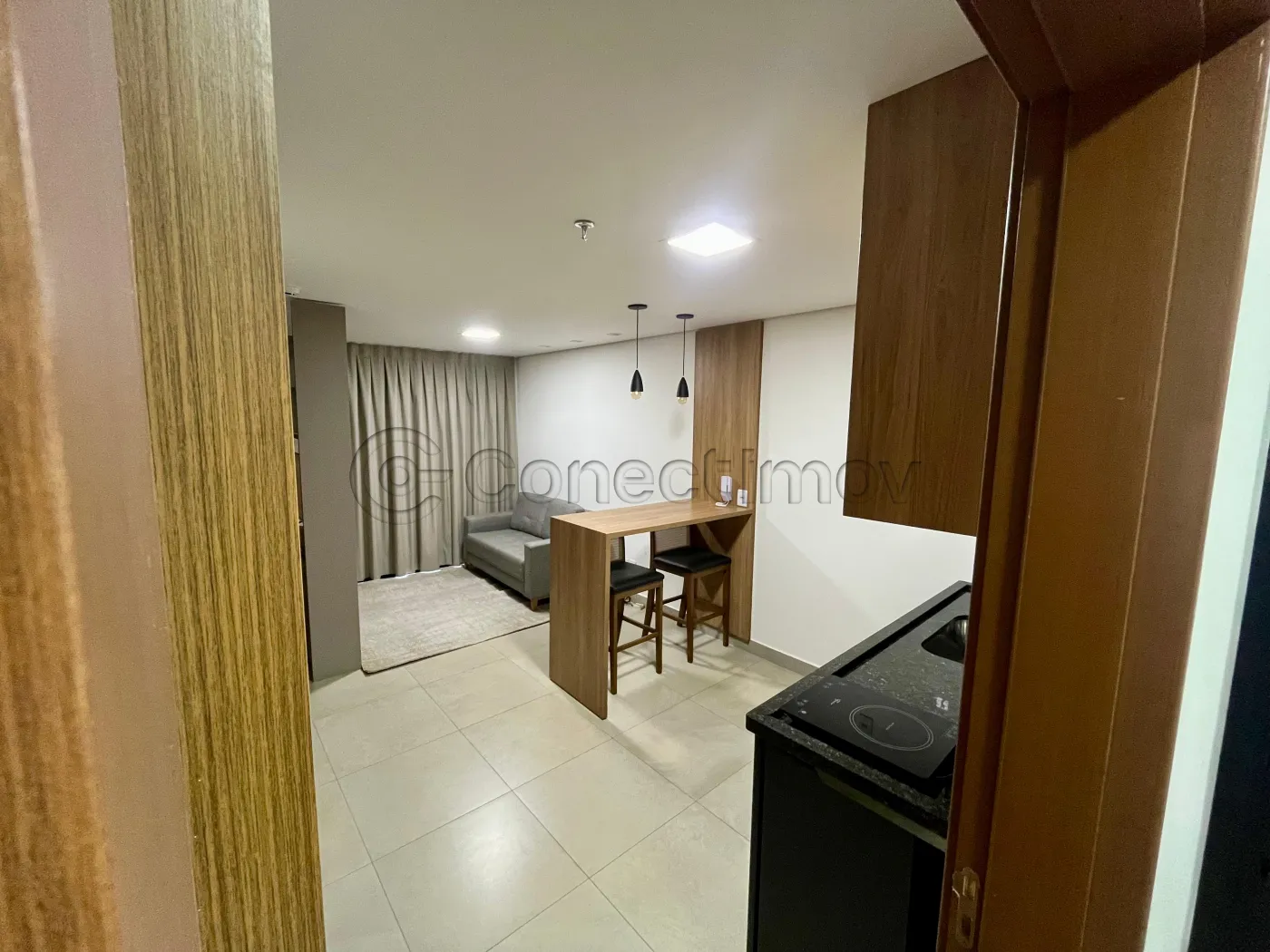 Apartamento / Kitchnet sem Condomínio em Ribeirão Preto Alugar por R$2.500,00