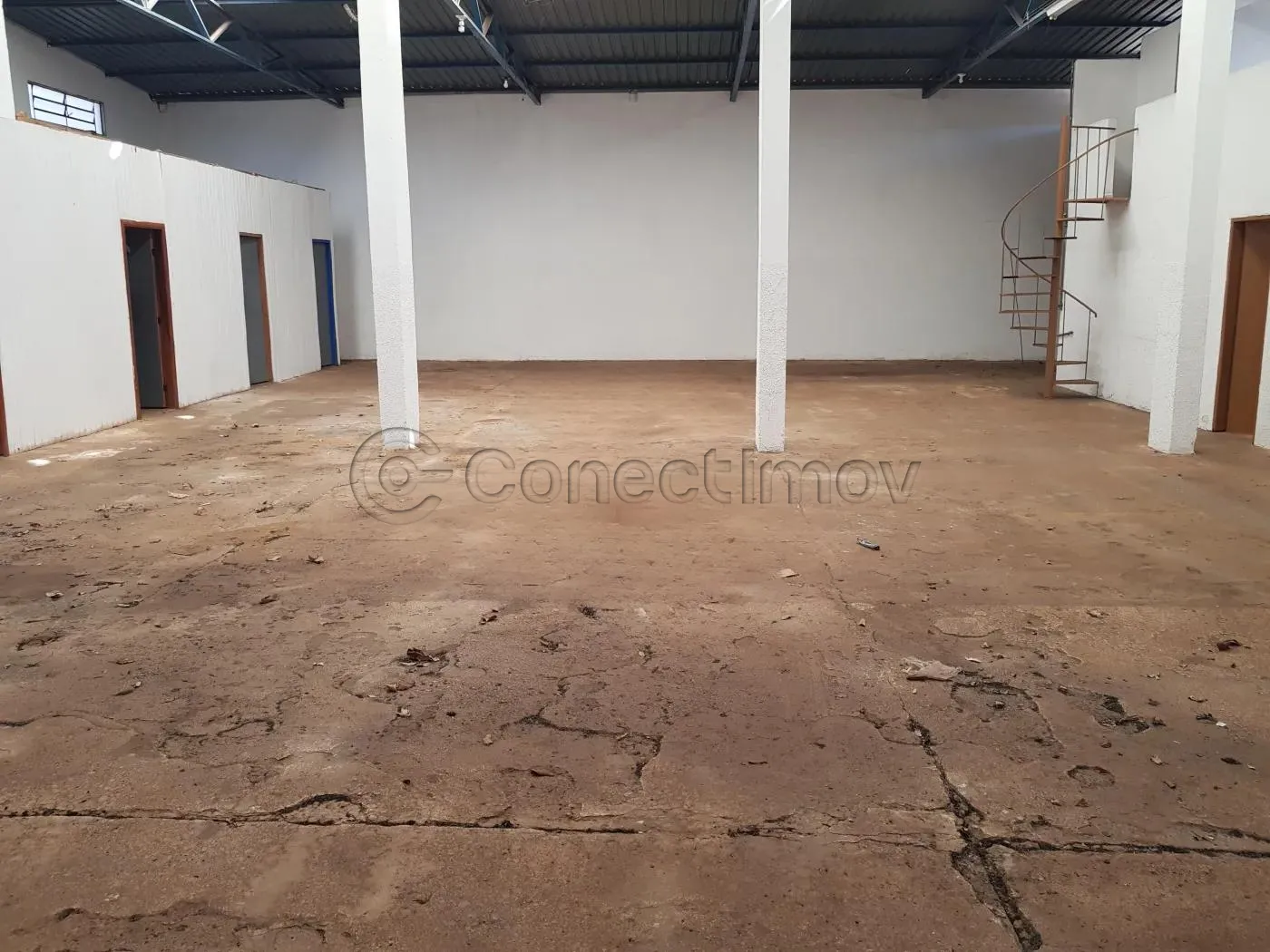 Comercial / Salão sem Condomínio em Ribeirão Preto Alugar por R$5.800,00