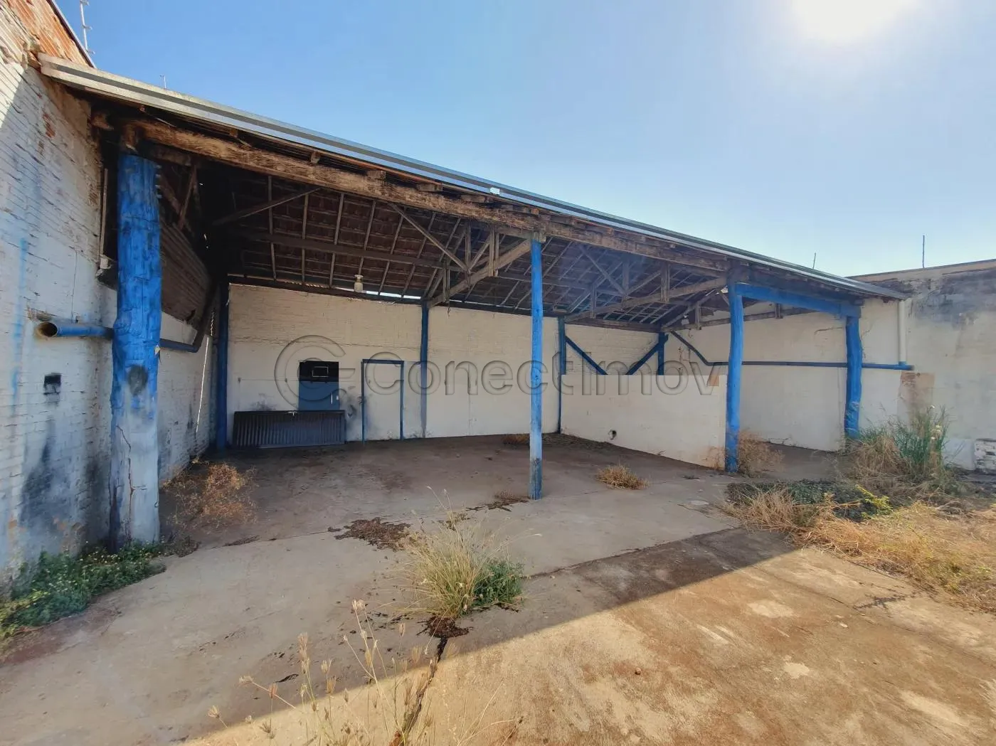 Comercial / Galpão em Ribeirão Preto Alugar por R$4.500,00
