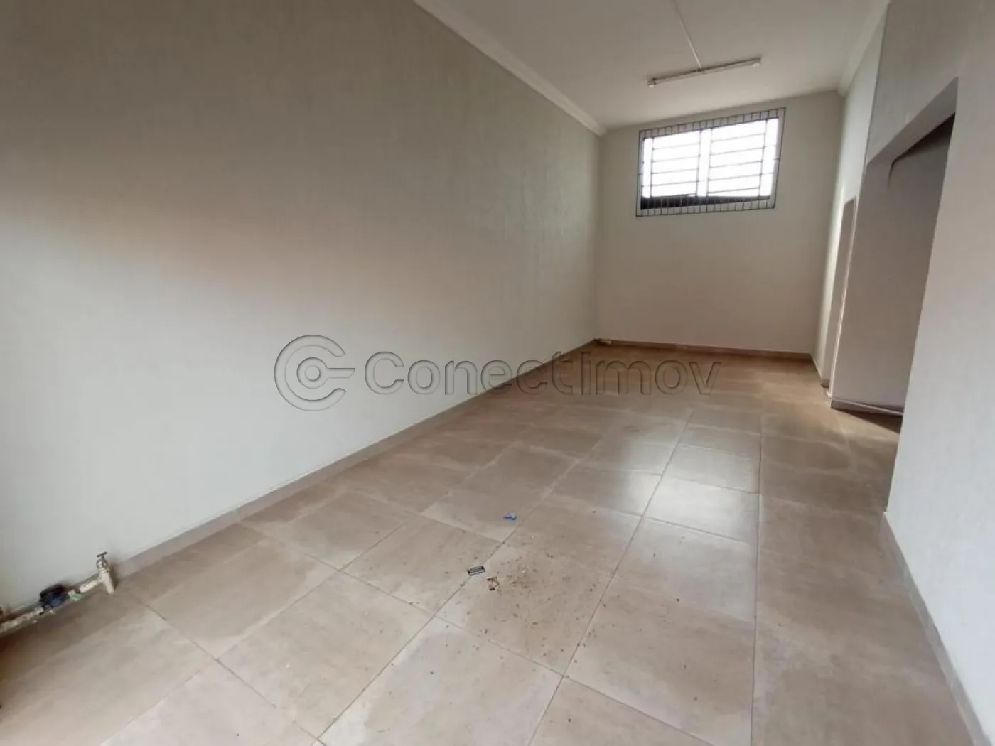 Comercial / Salão sem Condomínio em Ribeirão Preto Alugar por R$2.500,00