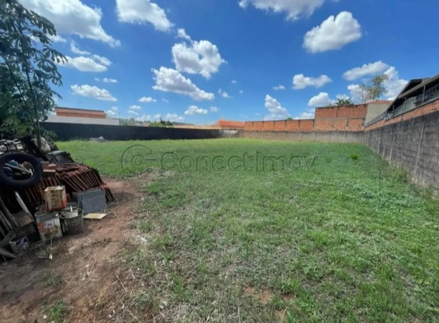 Terreno / Padrão em Ribeirão Preto Alugar por R$6.000,00