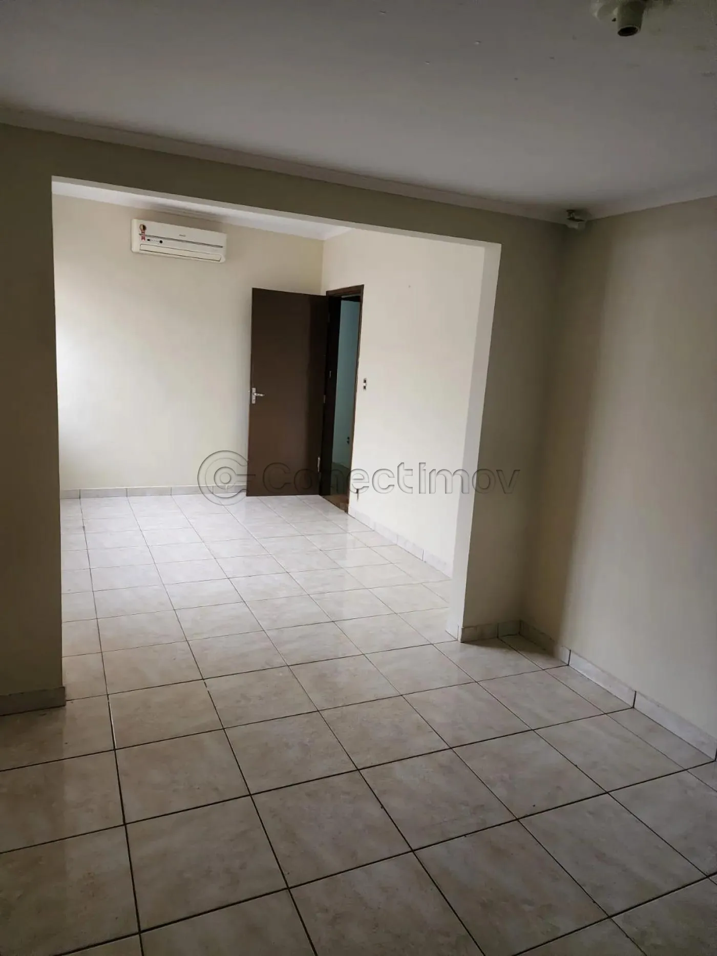 Casa / Padrão em Ribeirão Preto , Comprar por R$600.000,00