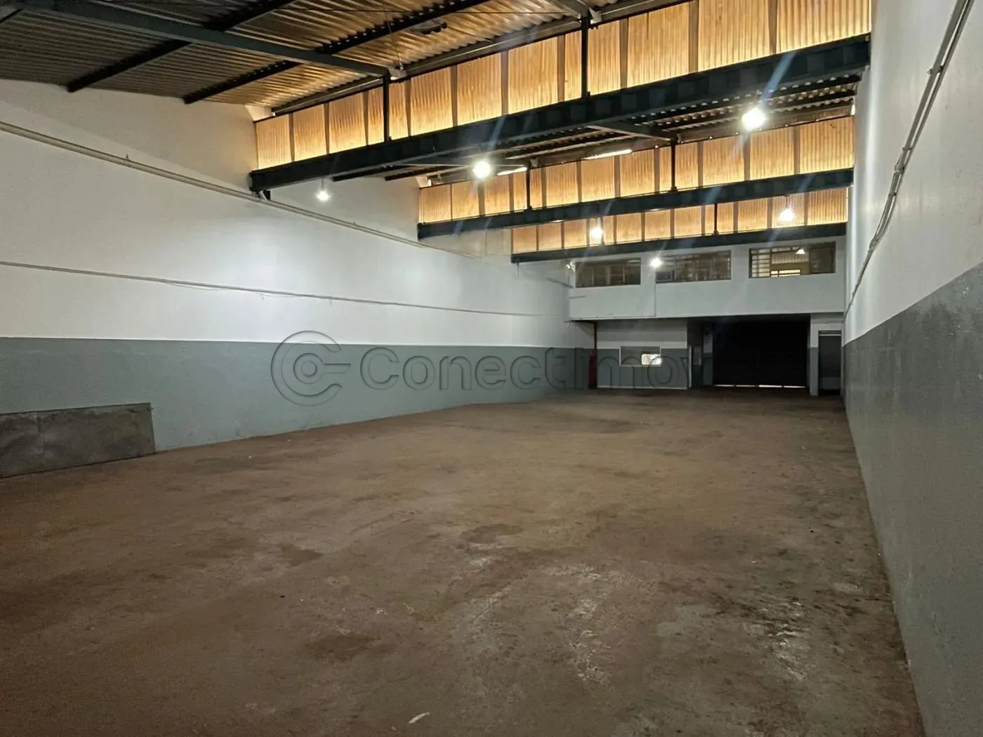 Comercial / Salão sem Condomínio em Ribeirão Preto Alugar por R$7.000,00