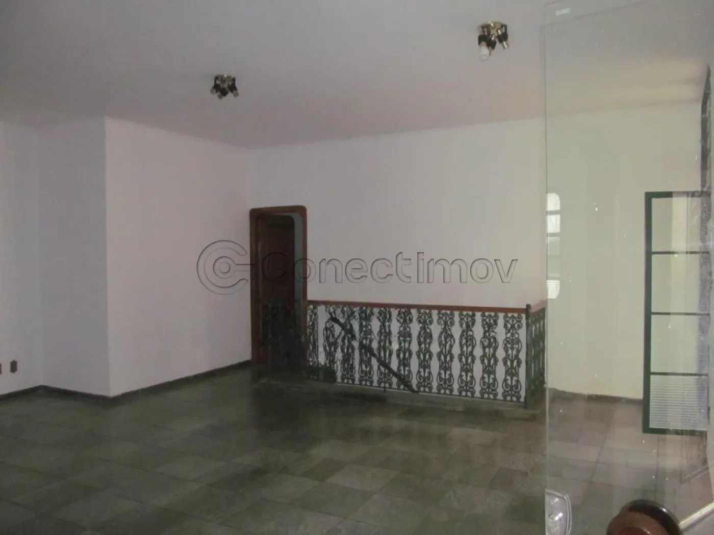 Comercial / Ponto Comercial em Ribeirão Preto , Comprar por R$700.000,00
