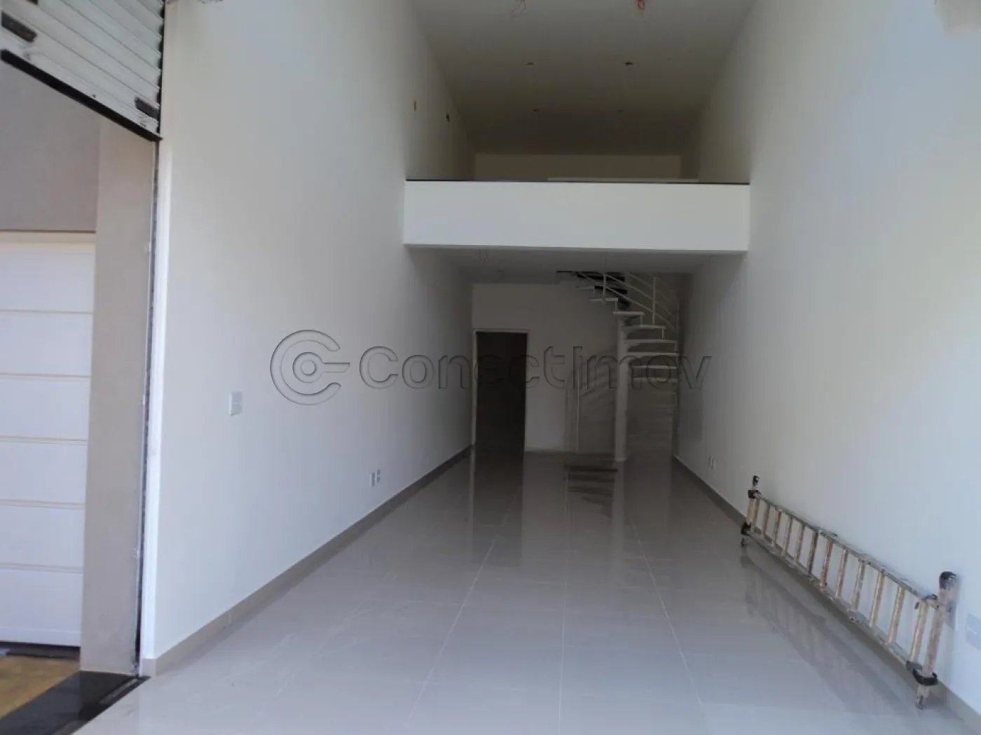Comercial / Padrão em Ribeirão Preto Alugar por R$3.800,00