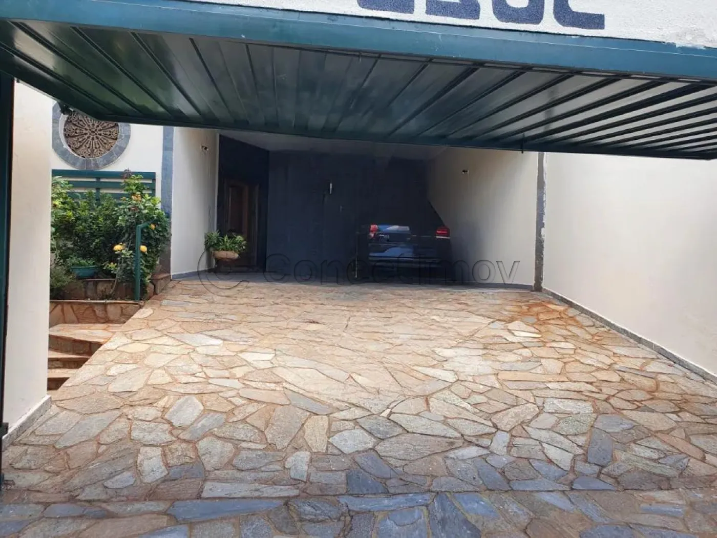 Comercial / Padrão em Ribeirão Preto Alugar por R$5.000,00