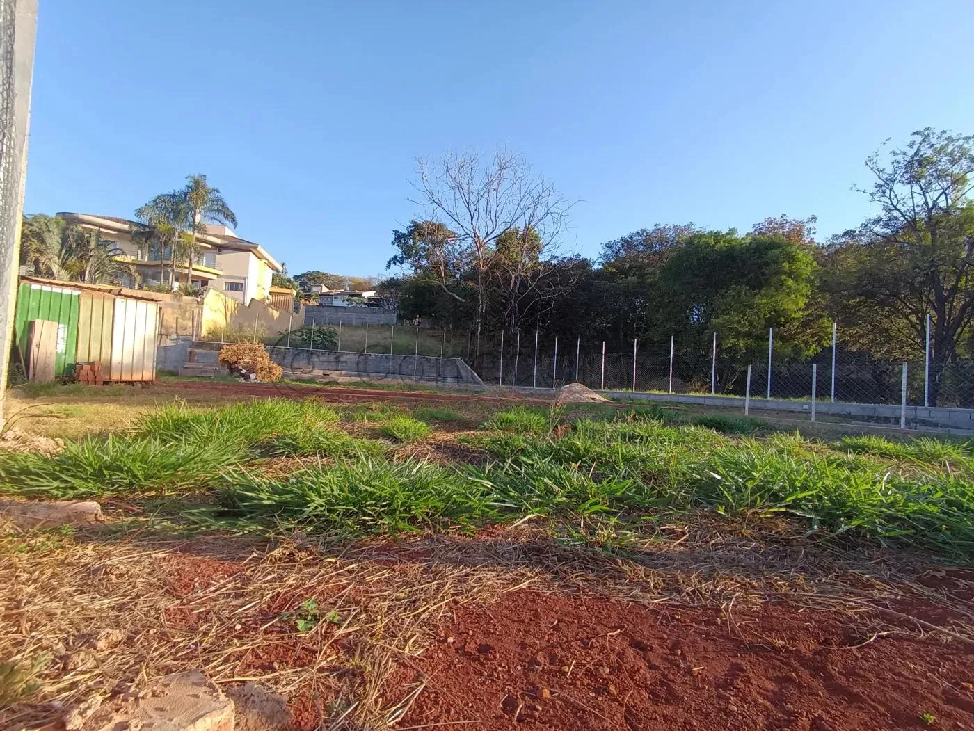 Terreno / Padrão em Ribeirão Preto Alugar por R$3.000,00
