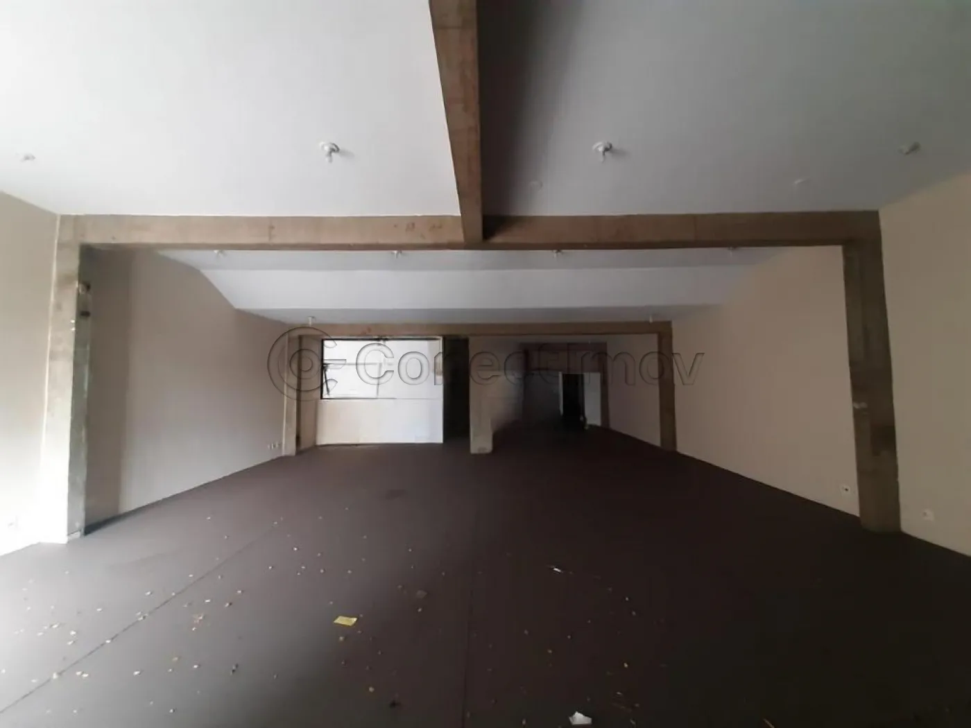 Comercial / Salão sem Condomínio em Ribeirão Preto Alugar por R$3.500,00