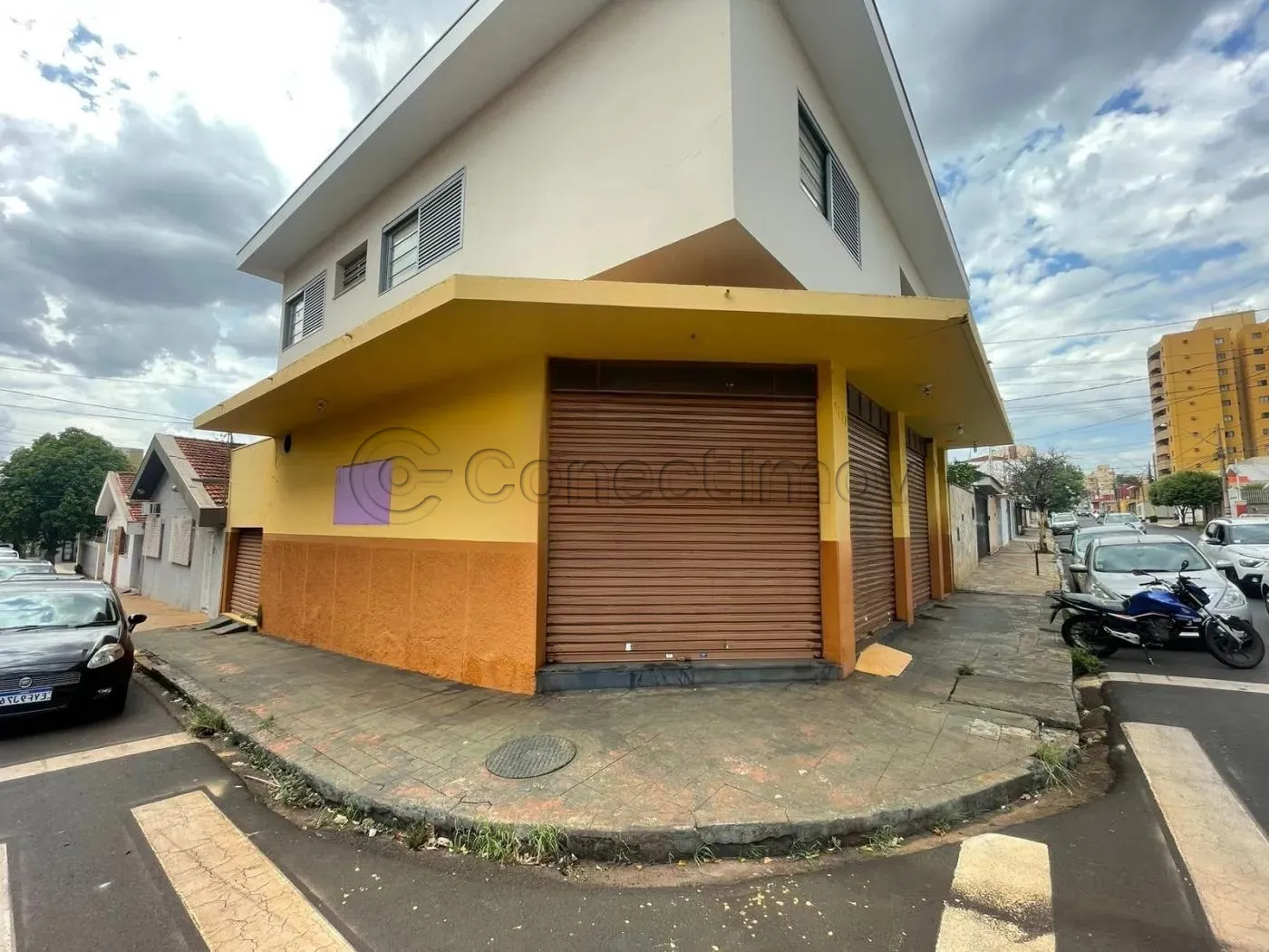 Comercial / Salão sem Condomínio em Ribeirão Preto Alugar por R$5.500,00