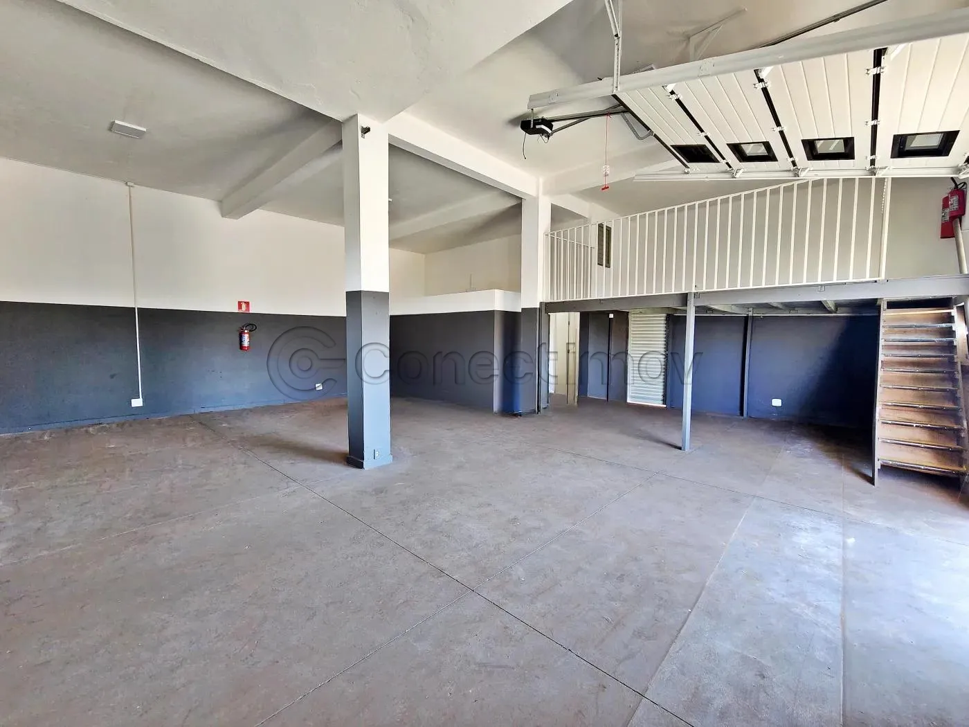 Comercial / Padrão em Ribeirão Preto Alugar por R$3.500,00