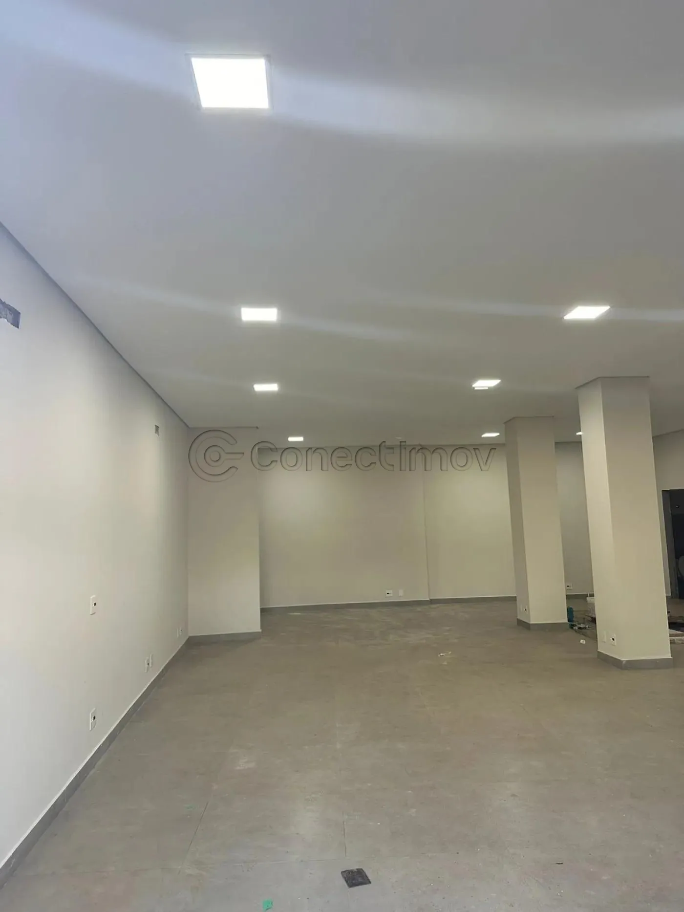 Comercial / Salão sem Condomínio em Ribeirão Preto Alugar por R$4.000,00