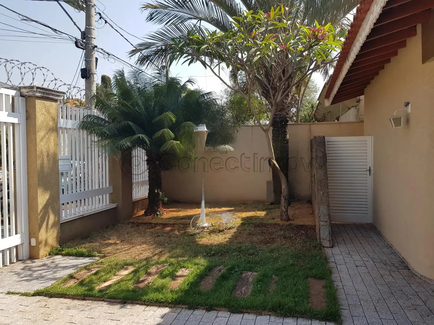 Casa / Padrão em Ribeirão Preto Alugar por R$5.800,00