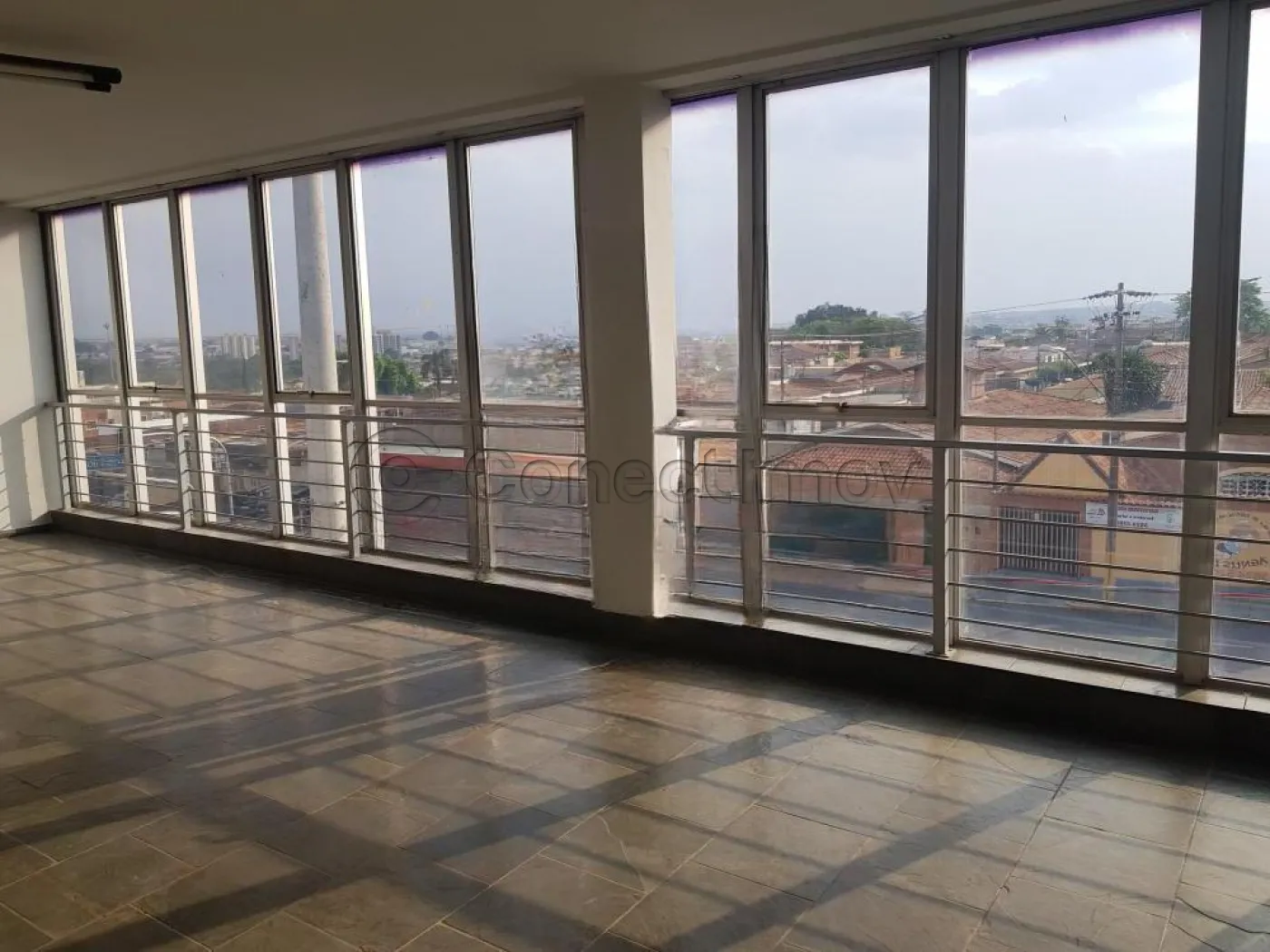 Comercial / Padrão em Ribeirão Preto Alugar por R$3.200,00