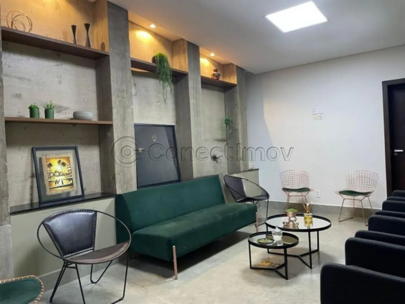 Comercial / Sala sem Condomínio em Ribeirão Preto Alugar por R$1.600,00