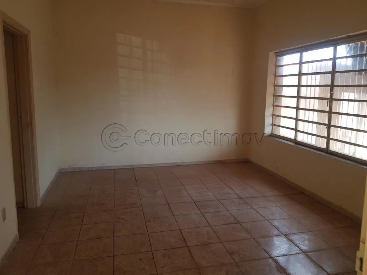 Comercial / Padrão em Ribeirão Preto Alugar por R$3.500,00