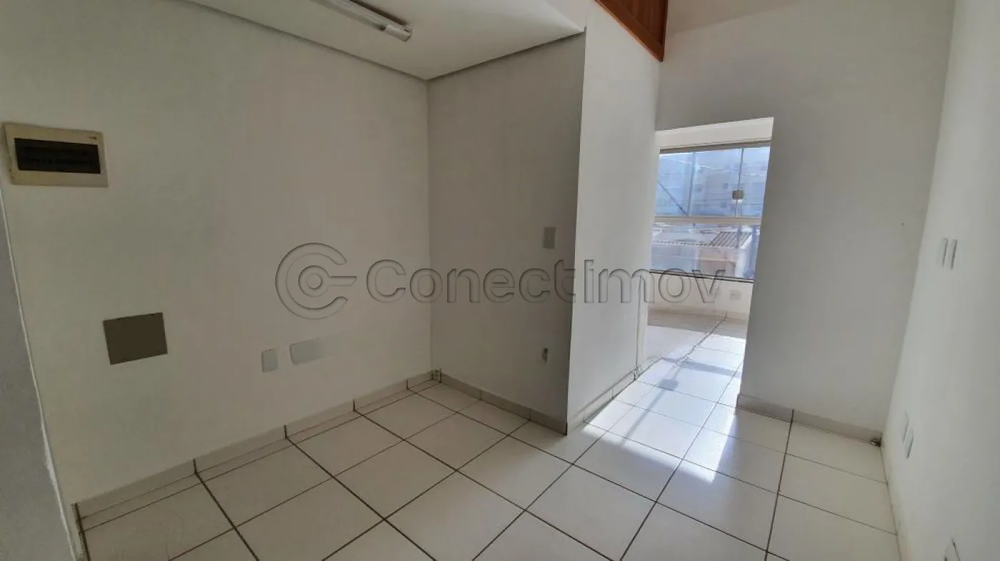 Comercial / Sala sem Condomínio em Ribeirão Preto Alugar por R$3.500,00