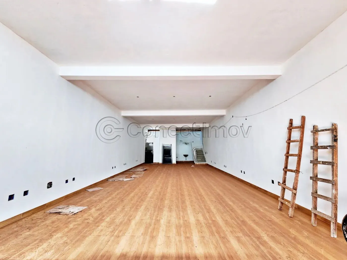 Comercial / Salão sem Condomínio em Ribeirão Preto Alugar por R$5.000,00
