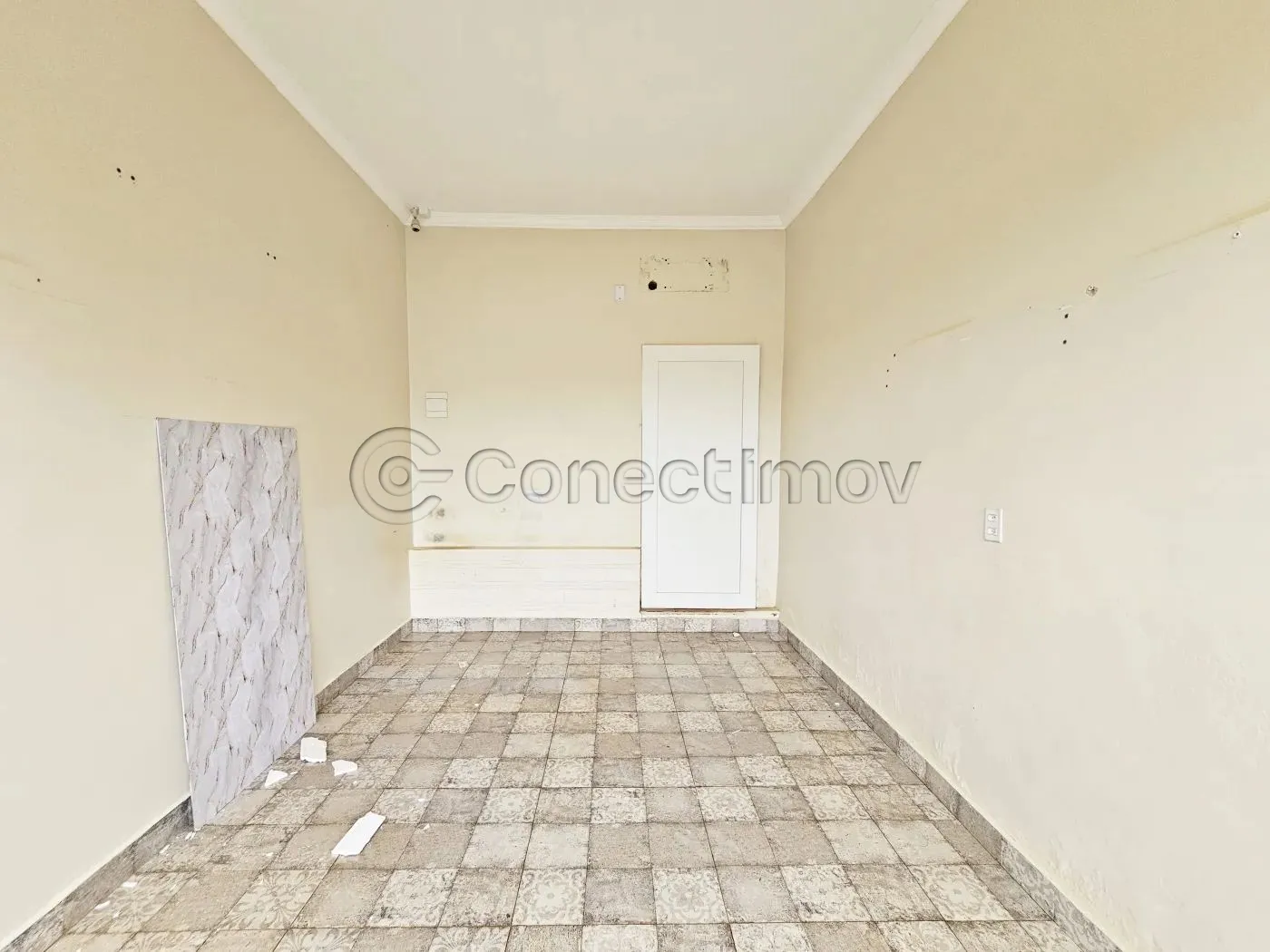 Comercial / Sala sem Condomínio em Ribeirão Preto Alugar por R$2.000,00