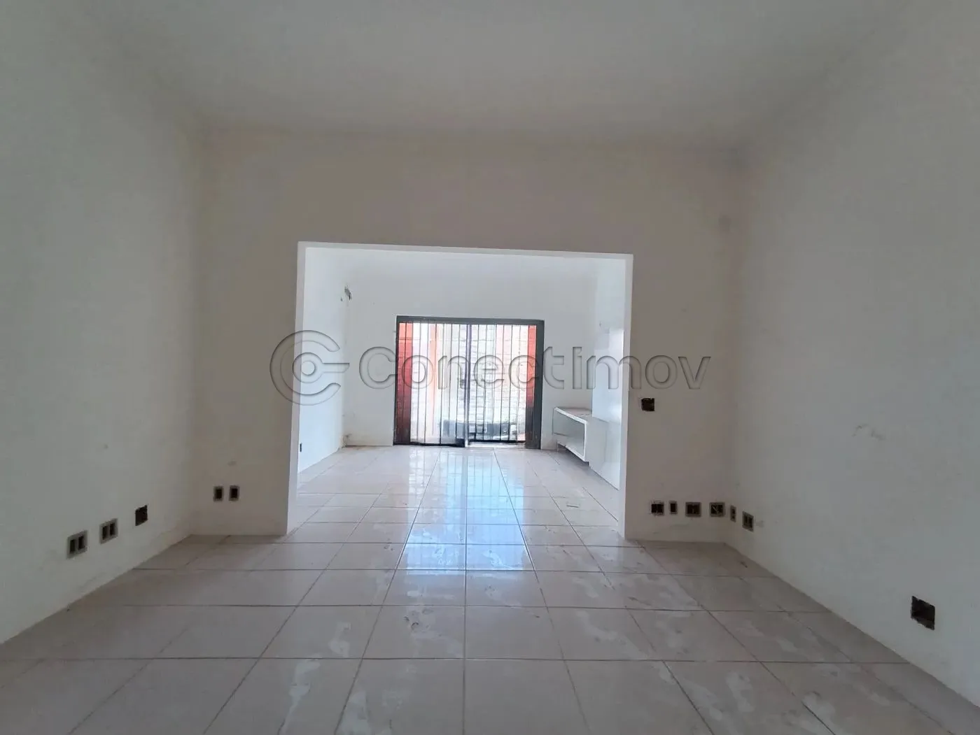 Comercial / Padrão em Ribeirão Preto Alugar por R$5.000,00
