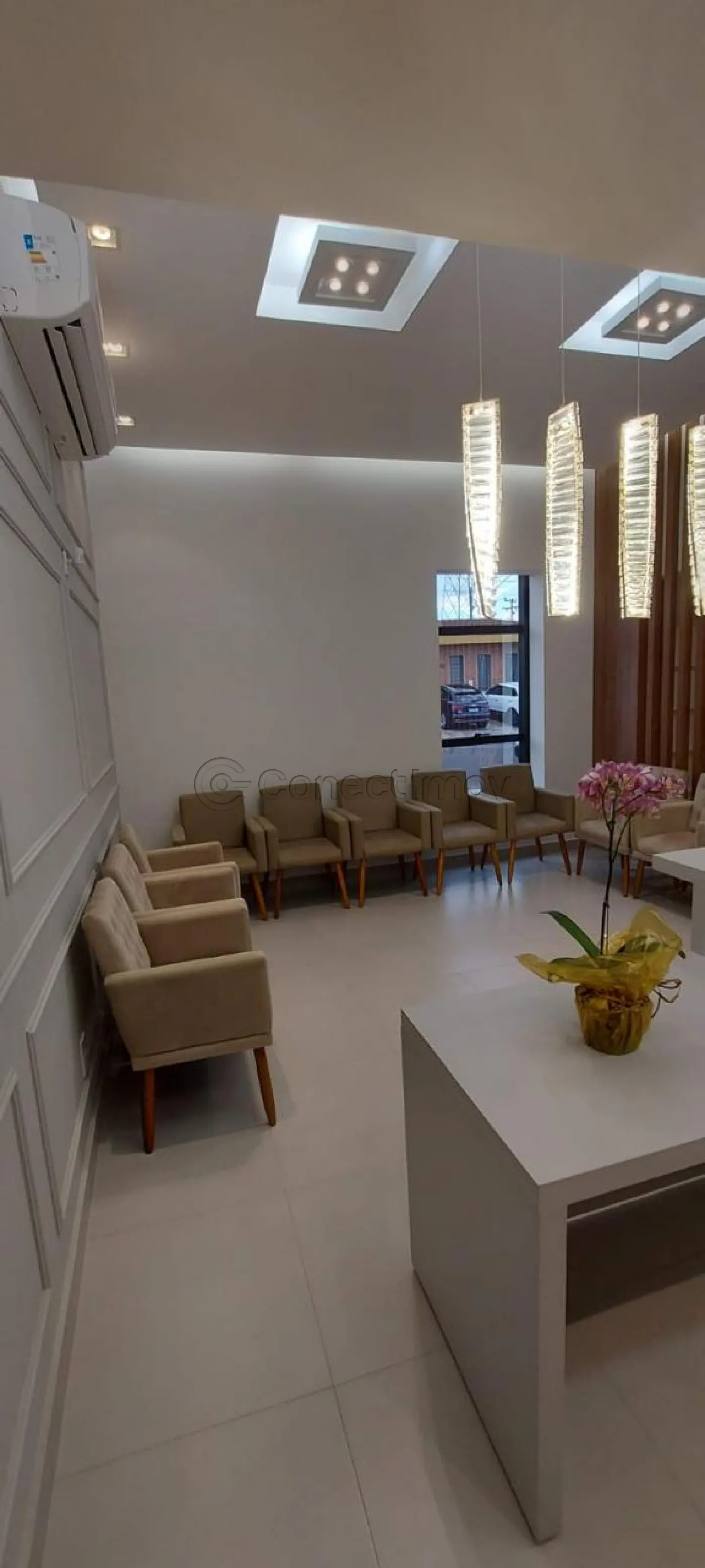 Comercial / Ponto Comercial em Ribeirão Preto Alugar por R$2.000,00