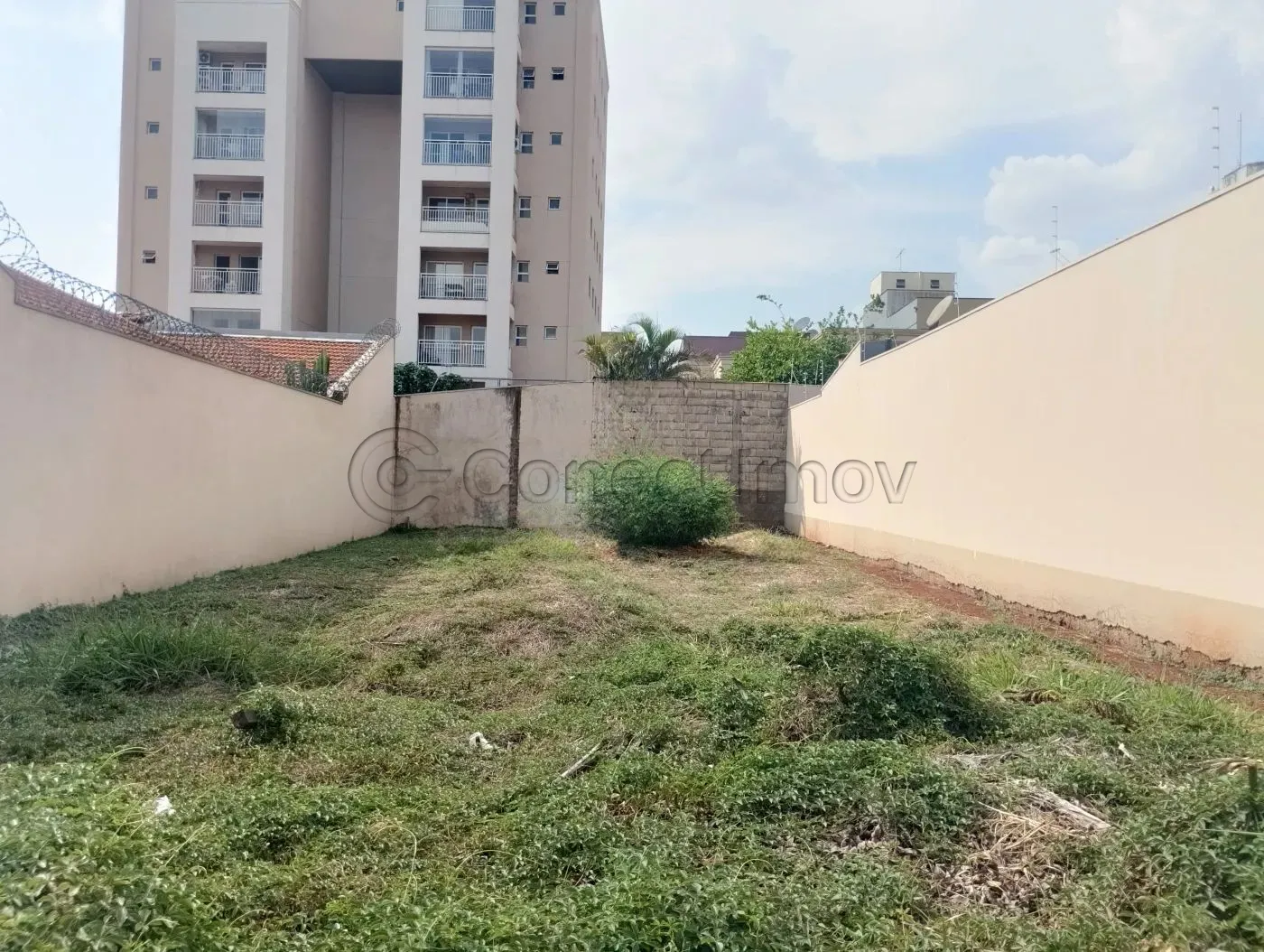 Terreno / Padrão em Ribeirão Preto , Comprar por R$350.000,00