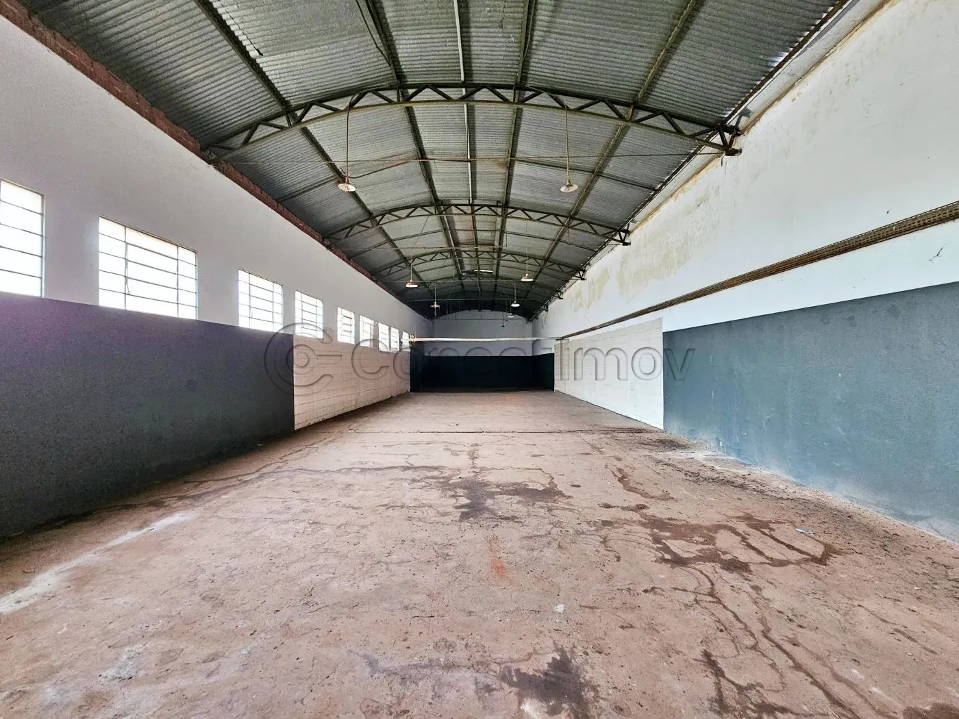 Comercial / Padrão em Ribeirão Preto Alugar por R$5.000,00