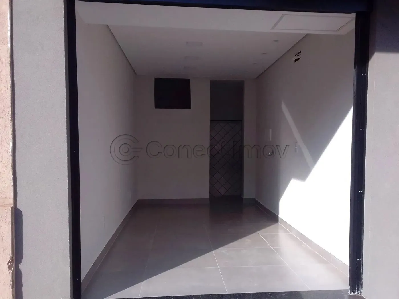 Comercial / Padrão em Ribeirão Preto Alugar por R$1.500,00
