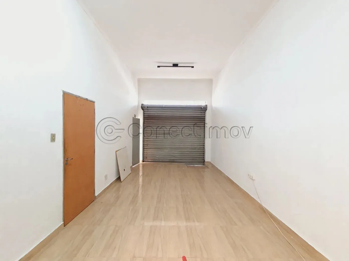 Comercial / Salão sem Condomínio em Ribeirão Preto Alugar por R$2.200,00