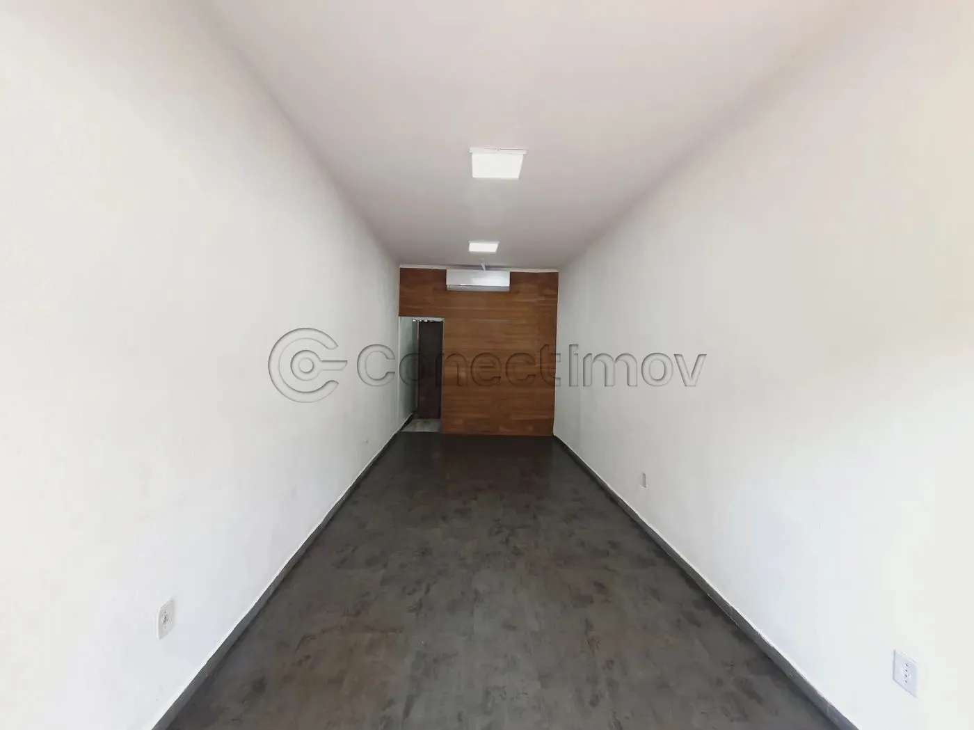 Comercial / Salão sem Condomínio em Ribeirão Preto Alugar por R$1.850,00