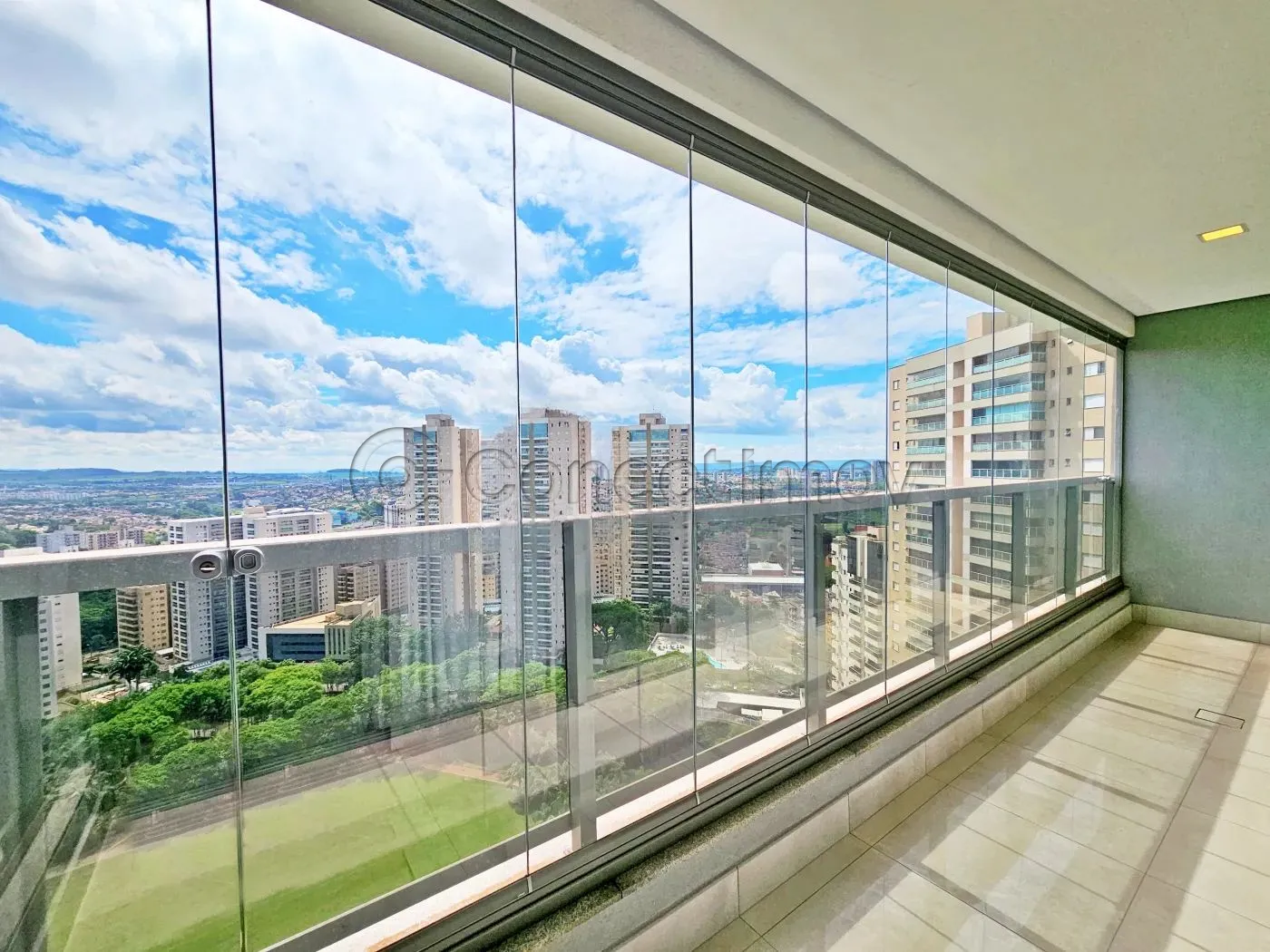 Apartamento / Kitchnet sem Condomínio em Ribeirão Preto Alugar por R$3.200,00