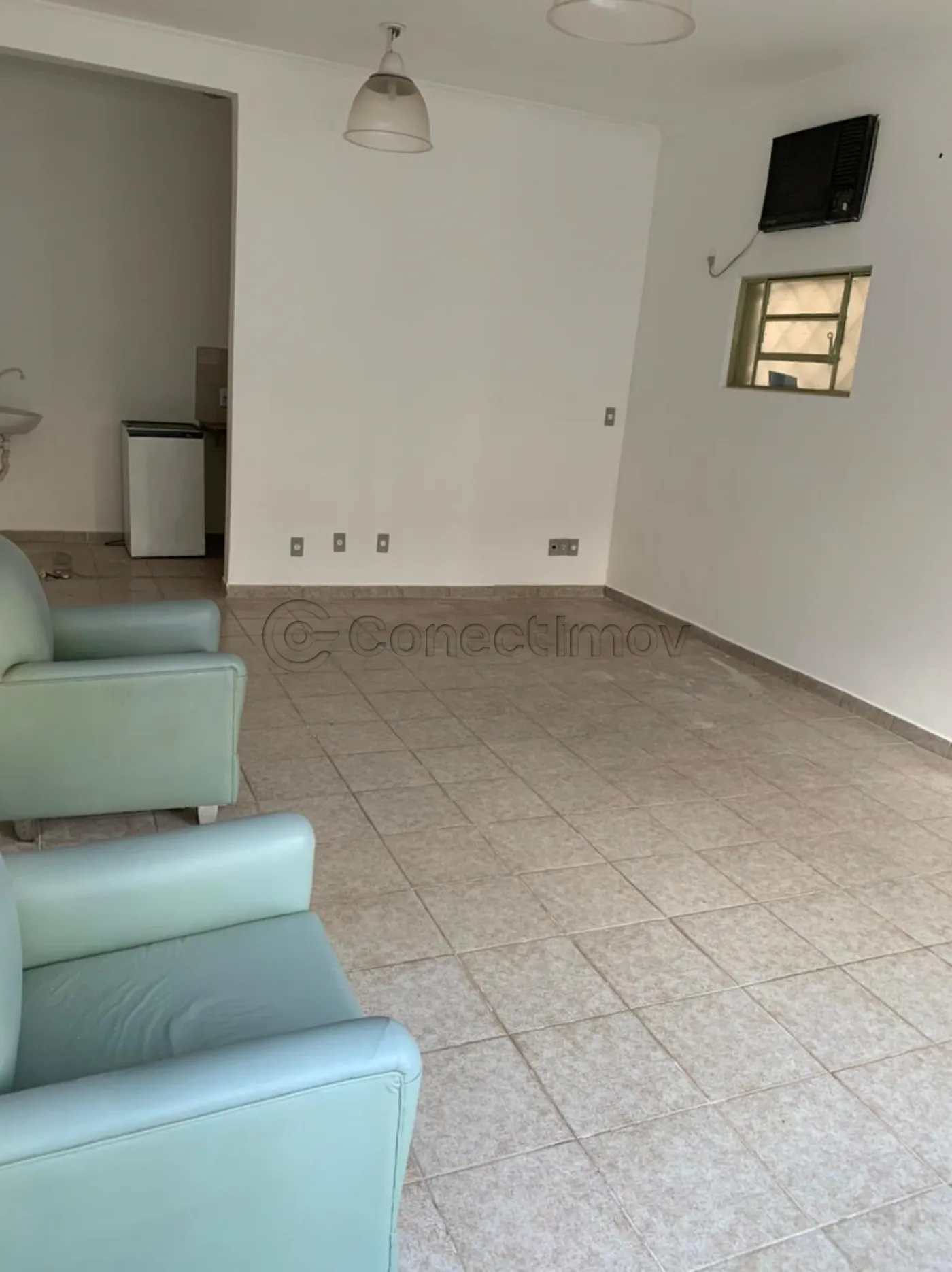 Comercial / Sala sem Condomínio em Ribeirão Preto Alugar por R$1.600,00