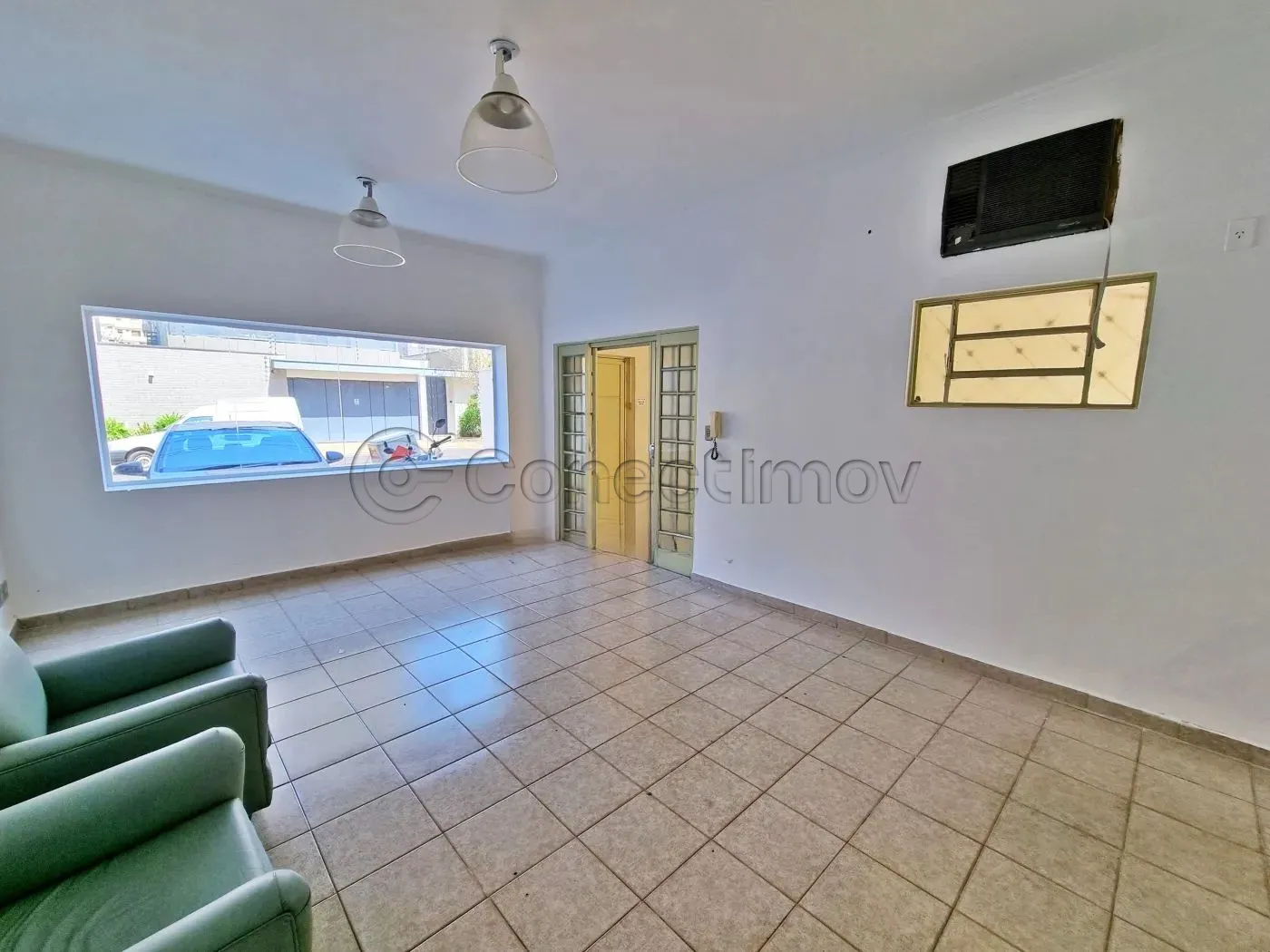 Comercial / Sala sem Condomínio em Ribeirão Preto Alugar por R$1.800,00