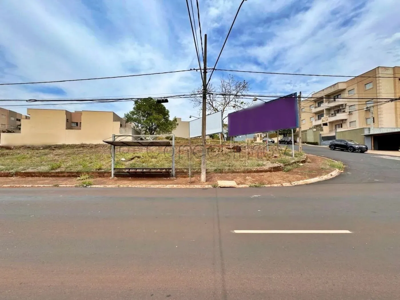 Terreno / Padrão em Ribeirão Preto Alugar por R$7.000,00