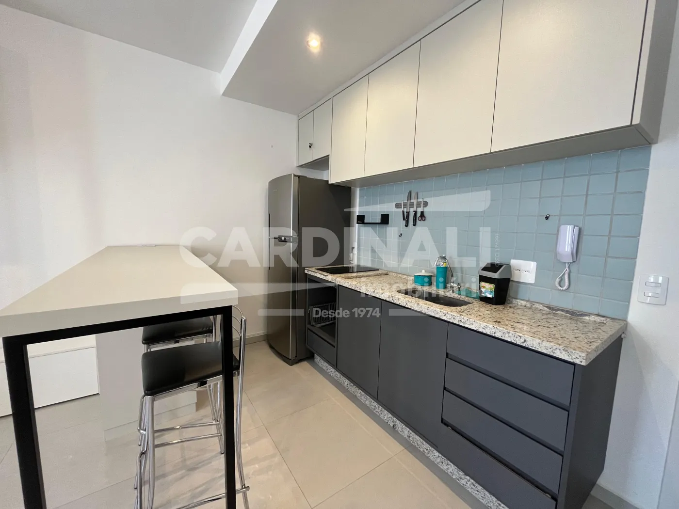 Apartamento / Flat com Condomínio em Ribeirão Preto Alugar por R$2.500,00