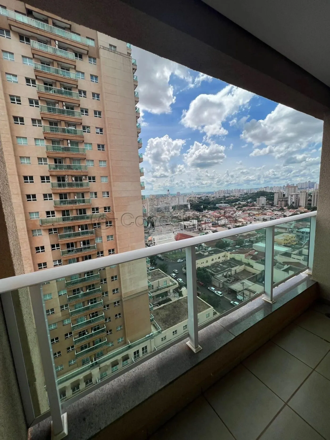 Comercial / Sala sem Condomínio em Ribeirão Preto Alugar por R$1.500,00