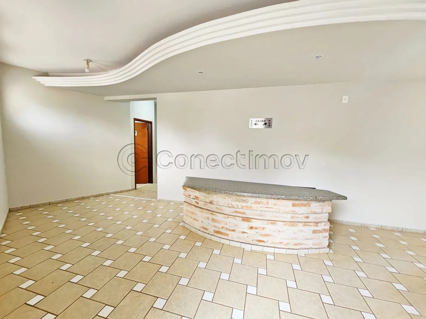 Comercial / Padrão em Ribeirão Preto Alugar por R$3.800,00