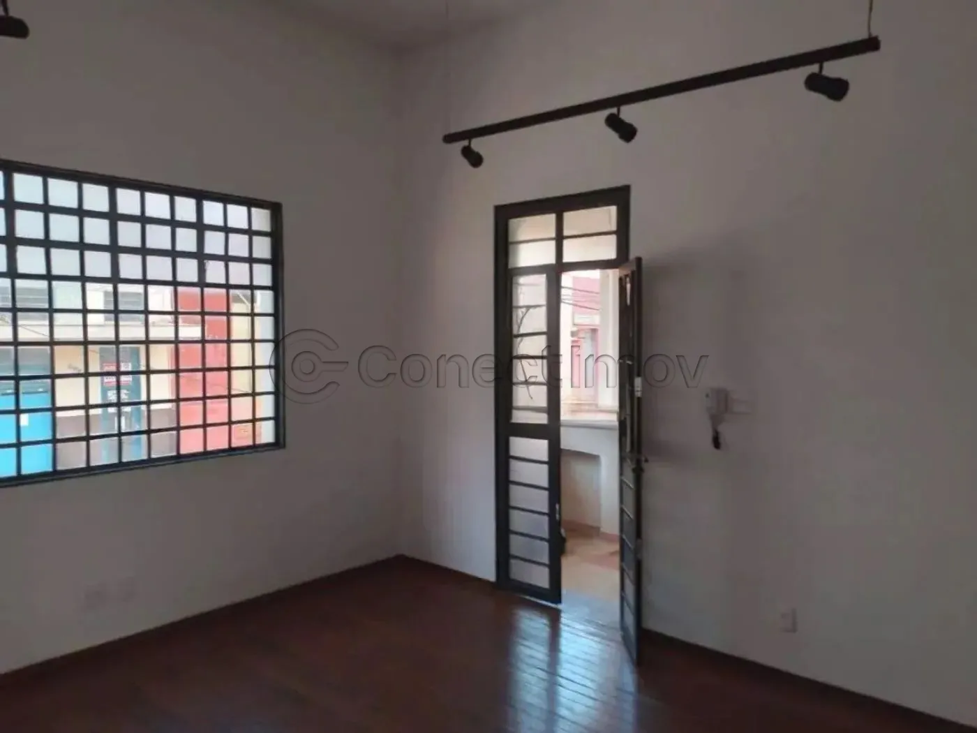 Casa / Padrão em Ribeirão Preto Alugar por R$2.500,00