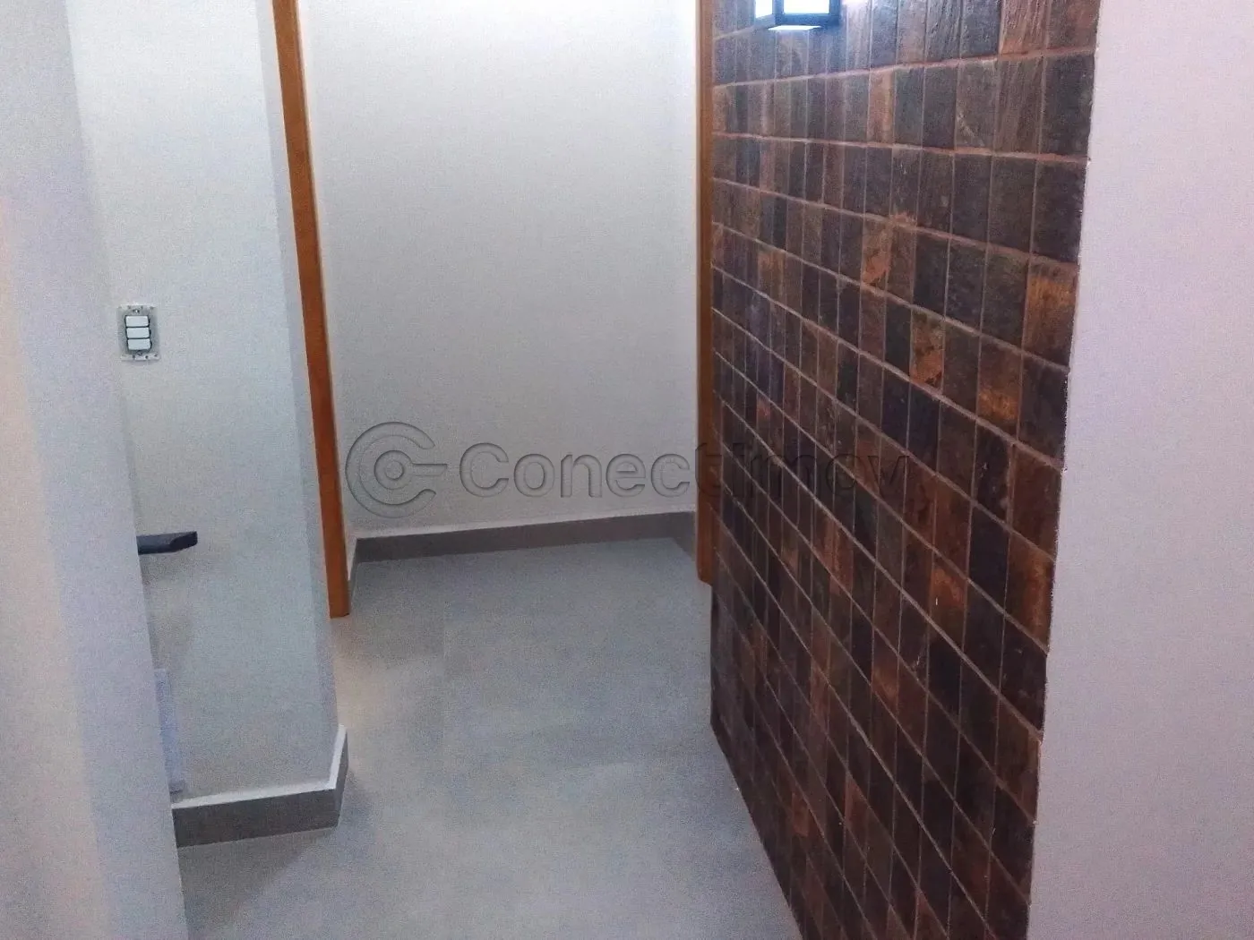 Comercial / Sala sem Condomínio em Ribeirão Preto Alugar por R$2.000,00