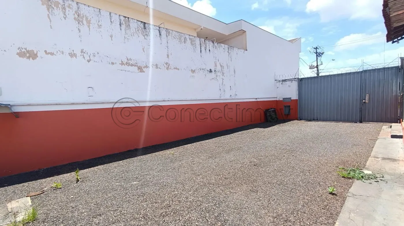 Comercial / Salão sem Condomínio em Ribeirão Preto Alugar por R$4.000,00